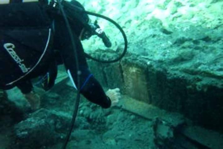 Aenaria, Cidade submersa da Itália