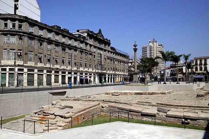 Sítio Arqueológico do Cais do Valongo (RJ) - Locais brasileiros já reconhecidos como Patrimônio Mundial da Unesco - Halley Pacheco de Oliveira/Wikimédia Commons