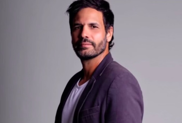 Maurício também era escritor e produtor de conteúdo digital. Nas redes sociais, costumava postar sobre arte e autoconhecimento.