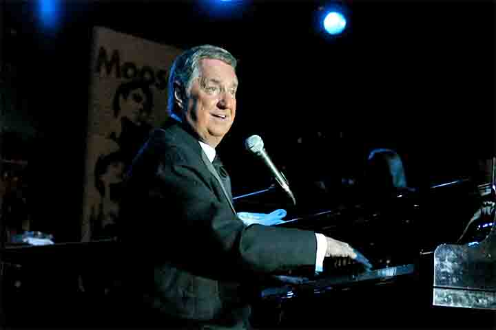 Neil Sedaka, cantor, pianista e compositor estadunidense - Instagram @neilsedakamusic