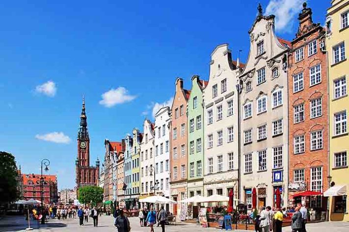 Gdansk, Polônia (Praça Długi Targ e Prefeitura) - Lápide de cavaleiro medieval é descoberta em Gdansk, na Polônia - Henryk Bielamowicz/Wikimédia Commons