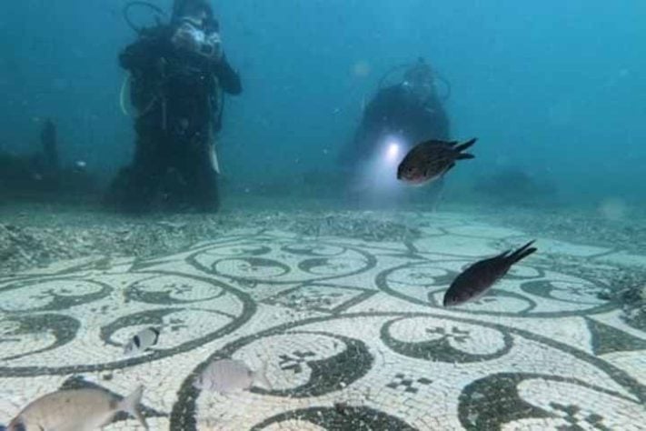 Aenaria, Cidade submersa da Itália