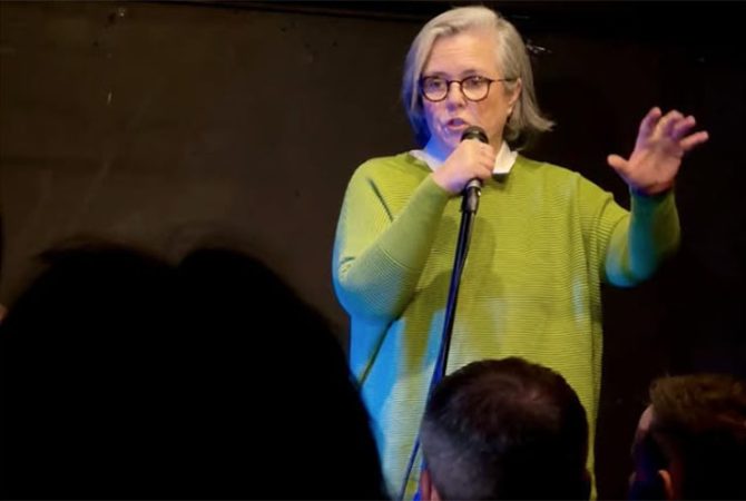Conheça Rosie O’Donnell, atriz que deixou os EUA por causa de Trump