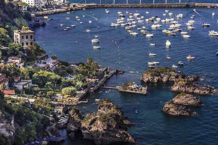 Aenaria, Cidade submersa da Itália