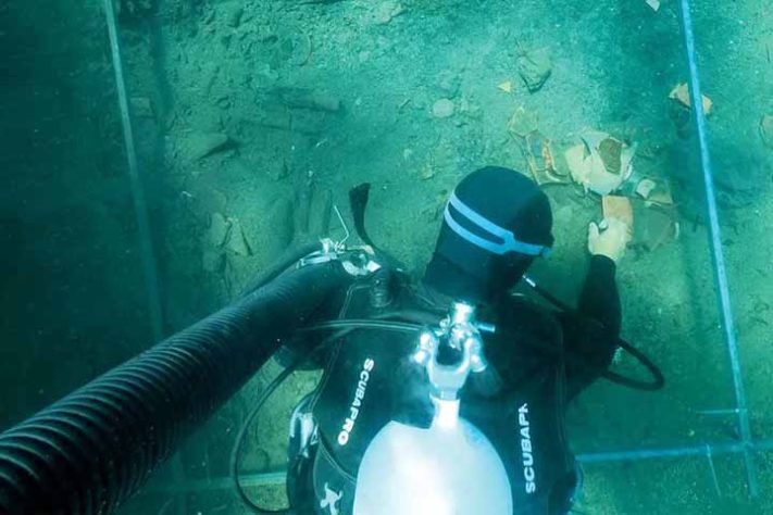 Aenaria, Cidade submersa da Itália