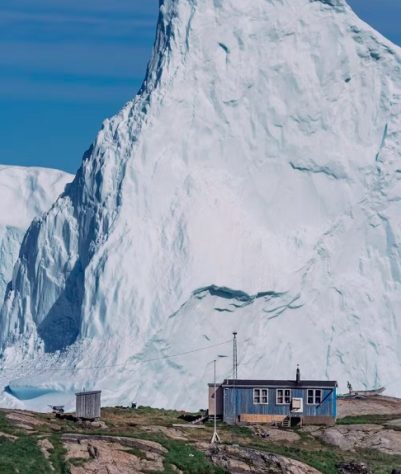 Iceberg gigante está em rota de colisão com uma vila na Groelândia (2025)
