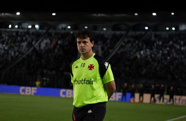 Diniz deve repetir escalação de último jogo do Vasco