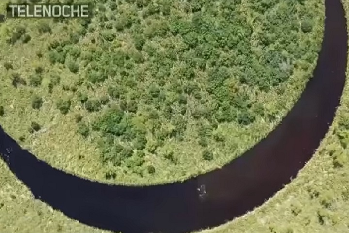 Apesar dos relatos locais sobre "entidades" no local, cientistas atribuem o fenômeno a processos ecológicos.
