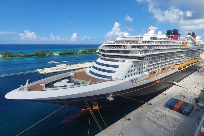 Navio cruzeiro Disney Wish