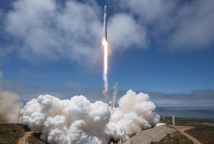 Falcon 9 cápsula Crew Dragon “Grace - missão Axiom 4