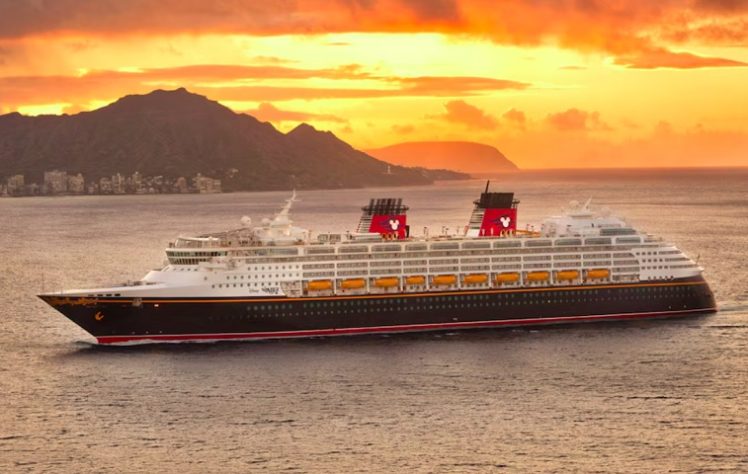 Navio cruzeiro Disney Wonder