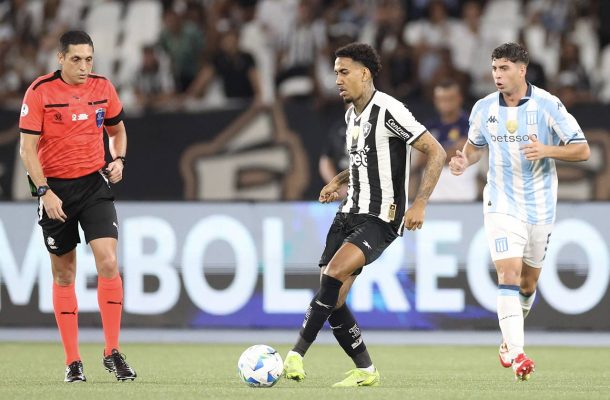 Clube dos Emirados Árabes tem interesse em Rwan Cruz, do Botafogo