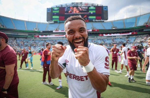 Samuel Xavier se emociona após triunfo do Fluminense: ‘Continuar fazendo história’