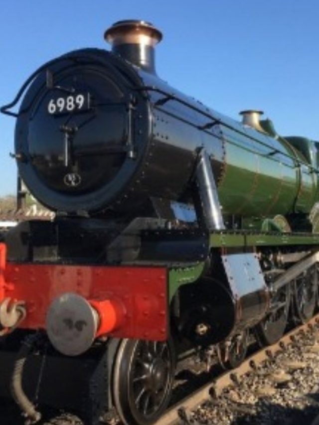 Após confirmação de atores do elenco, série de Harry Potter define o trem que transporta os bruxos