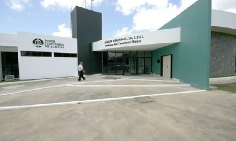 Tubarão Mega-boca encalha em Sergipe - Reprodução de Facebook
