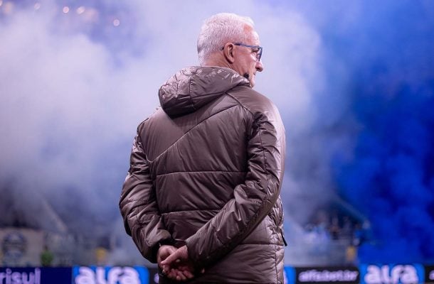Dorival Júnior celebra vitória, mas alerta Corinthians: ‘Aquém do que precisamos’