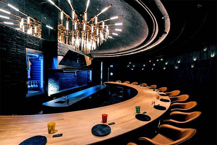 Smoked Room (Dubai, Emirados Árabes Unidos) - Os 16 restaurantes mais bonitos do mundo - Divulgação