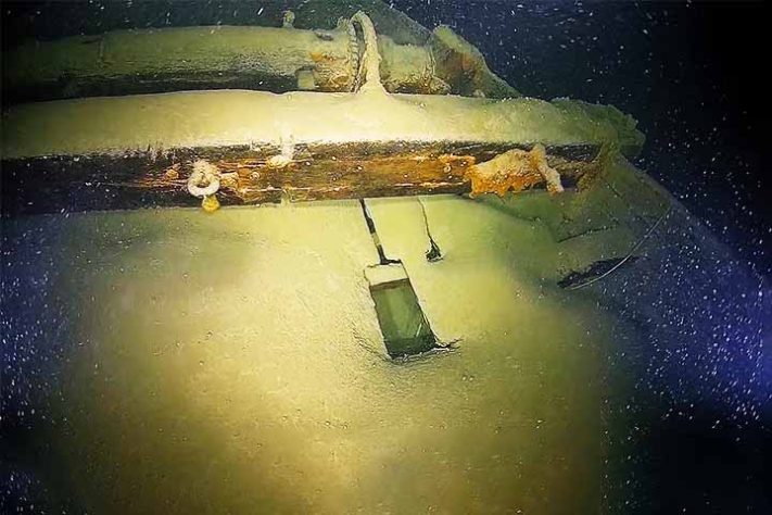 Entre os achados estão um veleiro cargueiro quase intacto, com mastros - Pesquisadores encontram 31 embarcações naufragadas no mesmo lago na Europa - Reprodução LAD/Marcel Edel