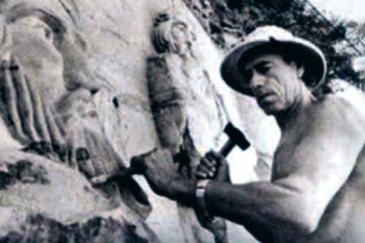 José Fernandes o Zé Diabo - Paredão de Esculturas de Orleans une arte e fé em rochas às margens do Rio Tubarão - Reprodução do Livro, Esculturas do Paredão