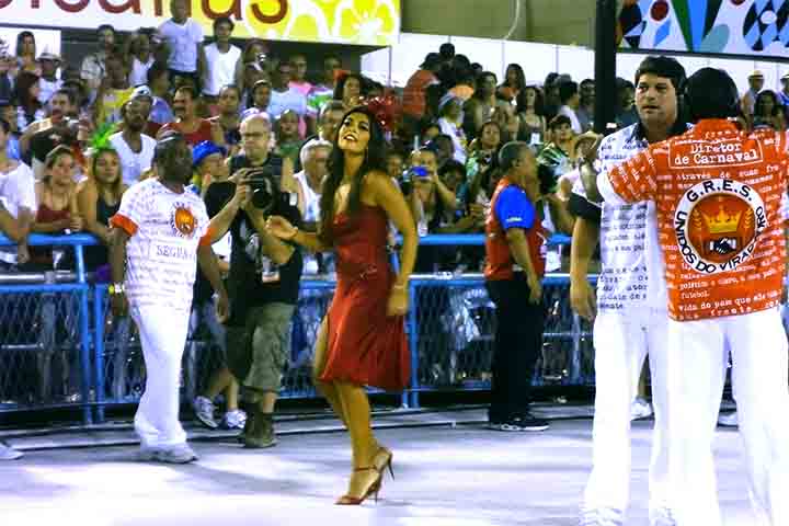 Depois de deixar o cargo, Juliana chegou a desfilar com camisa da diretoria nos momentos em que a escola estava no Acesso. Além disso, esteve na comissão de frente no carnaval de 2015, quando a agremiação de Niterói retornou ao Grupo Especial. 