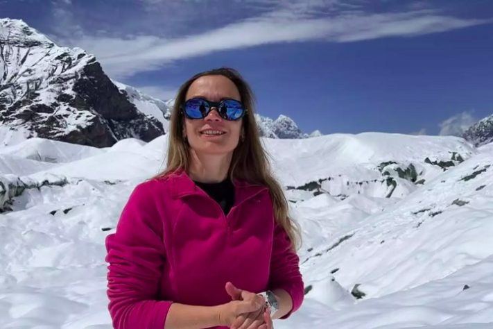 Alpinista russa é deixada para morrer após quebrar a perna e ficar isolada em montanha do Quirguistão - Reprodução/Instagram @dmsinitsyn