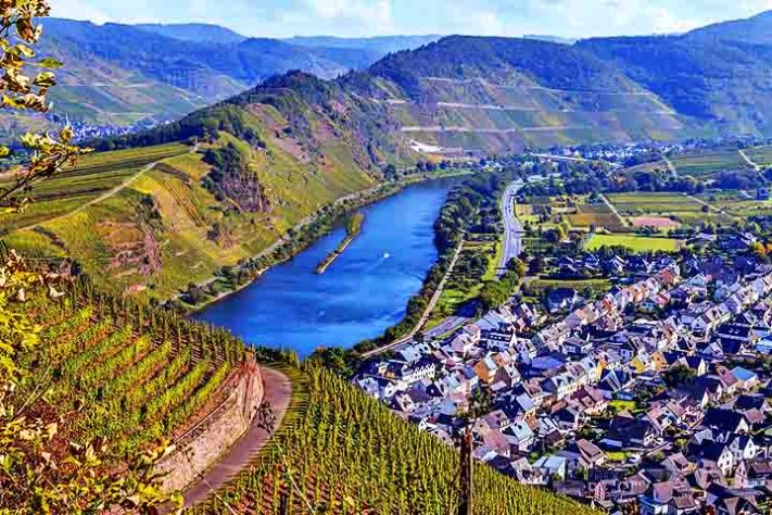 Bremm, Alemanha - As 10 cidades que foram eleitas os melhores tesouros escondidos da Europa - Imagem de Tom por Pixabay