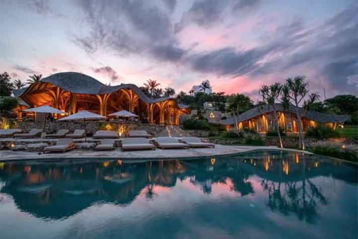 Shell (Nusa Penida, Indonésia) - Os 16 restaurantes mais bonitos do mundo - Reprodução do instagram @builders.friend