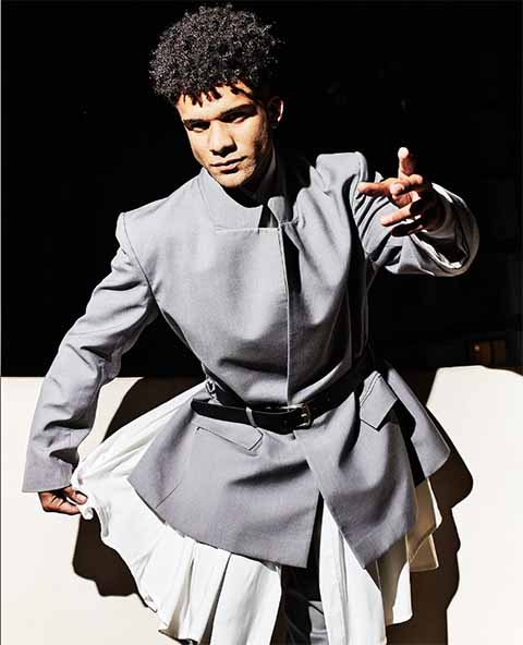 Em participação no “Domingão do Huck”, em 24 de agosto, Lucas Leto causou desconforto ao mencionar um grupo privado do elenco da novela, o 