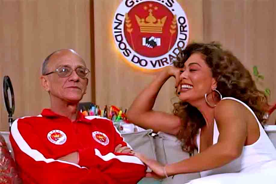Uma das rainhas de bateria mais emblemáticas da história da Viradouro, a atriz se mostrou emocionada com o retorno e ao ver o projeto para 2026. Vale lembrar que ela era da comunidade de Niterói e estava no início da carreira.