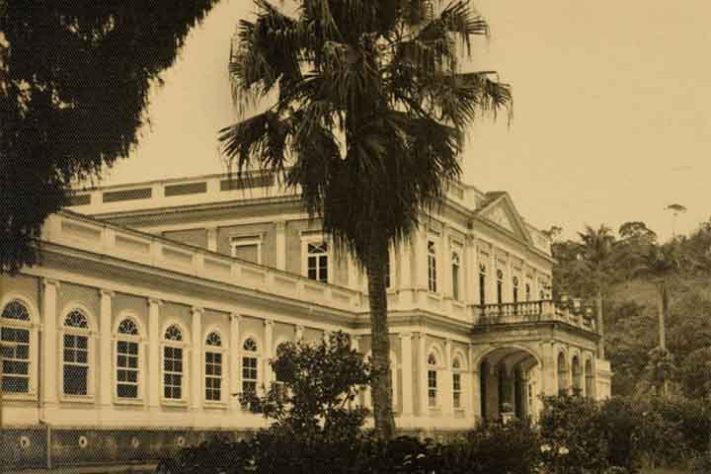 Museu Imperial, Petrópolis ,RJ - Cadernetas restauradas de Dom Pedro II - Reprodução do Instagram @museu.imperial