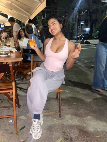 Atriz Bella Campos