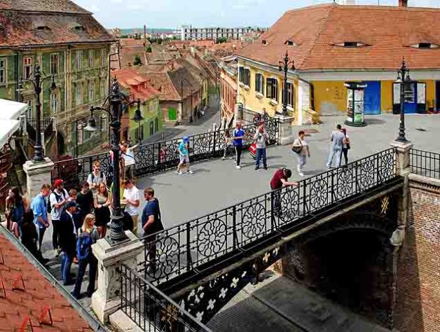 Sibiu, Roménia - As 10 cidades que foram eleitas os melhores tesouros escondidos da Europa -Andrei Stroe/Wikimédia Commons