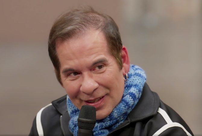 Leandro Hassum se emociona ao falar do pai mafioso no Fantástico
