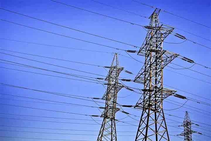Além do desafio energético, especialistas alertam para o uso intenso de água em sistemas de resfriamento desses centros. 
- Imagem  Pixabay