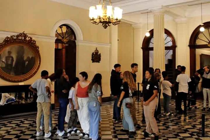 Museu Imperial, Petrópolis ,RJ - Cadernetas restauradas de Dom Pedro II - Reprodução do Instagram @museu.imperial
