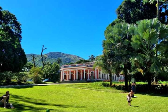 Museu Imperial, Petrópolis ,RJ - Cadernetas restauradas de Dom Pedro II - Reprodução do Instagram @museu.imperial
