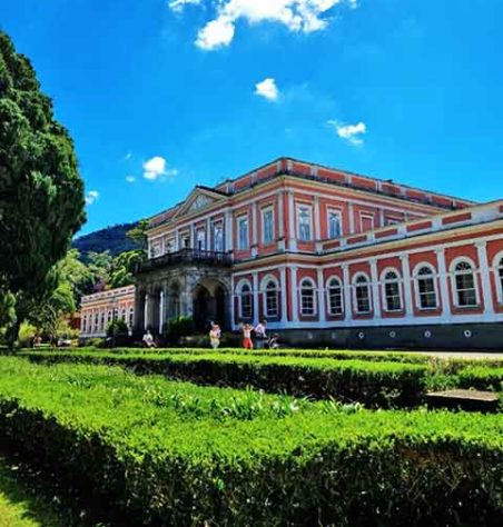 Museu Imperial, Petrópolis ,RJ - Cadernetas restauradas de Dom Pedro II - Reprodução do Instagram @museu.imperial