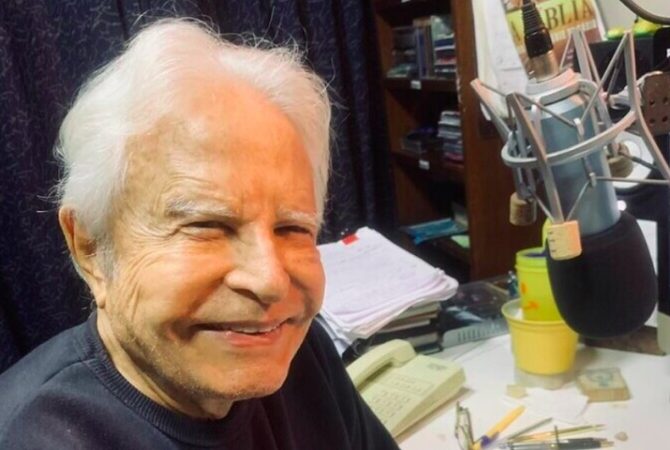 Assinatura de herança milionária de Cid Moreira pode ter sido falsificada; entenda