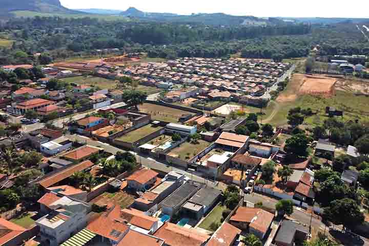 Analândia, município brasileiro do interior do estado de São Paulo - Reprodução do Youtube Canal DRONE 4K