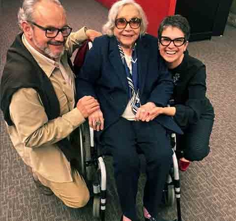Tia Celina da primeira versão de ‘Vale Tudo’ faz 96 anos e recebe homenagem