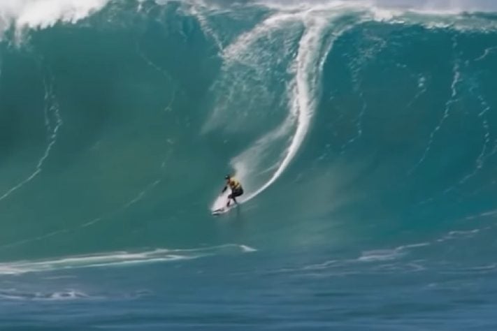 Laje da Jagua - Maior onda já surfada no Brasil em Jaguaruna, Santa Catarina - Reprodução/YouTube