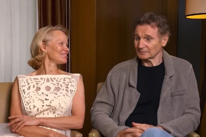 Liam Neeson e Pamela Anderson - Reprodução