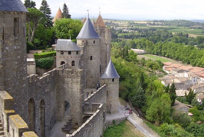 Cité de Carcassonne: espetáculo de cidade recria a Idade Média