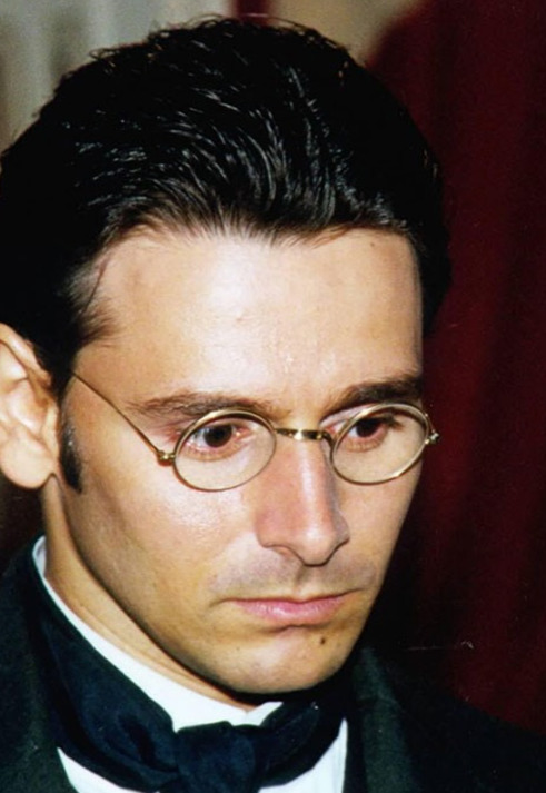 Em 1999, retornou à Globo na minissérie 