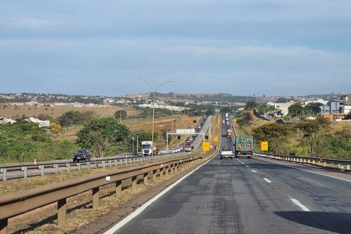 BR-153, Anápolis, Goiás - Wikimedia Commons/Fronteira