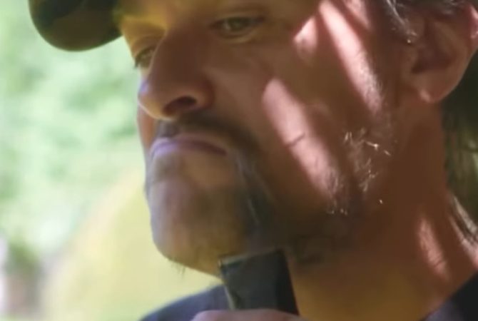 Jason Momoa surpreende fãs ao surgir sem barba