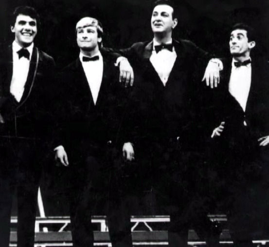 Após atuar em programas humorísticos, ele criou na TV Excelsior o programa “Adoráveis Trapalhões”, antecessor de “Os Trapalhões”. No elenco, Renato Aragão teve ao seu lado Dedé, Ivon Cury, Ted Boy Marino e Wanderley Cardoso.
