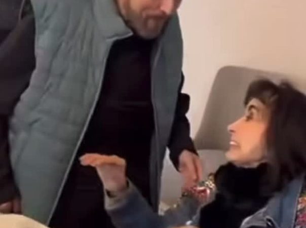 Chiquinha e Seu Barriga têm encontro emocionante e relembram momentos de ‘Chaves’