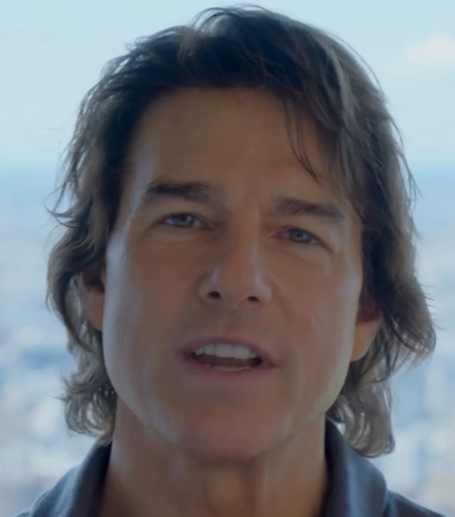 A recusa de Tom Cruise a uma homenagem no Kennedy Center Honors de 2025, durante o governo de Donald Trump, foi destaque na imprensa internacional. A justificativa oficial foi “conflito de agenda”, mas a participação direta de Trump na escolha dos homenageados gerou especulações políticas.-Reprodução Instagram