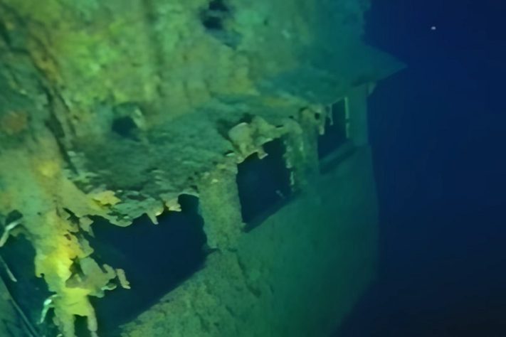Destroços de navio afundado da Segunda Guerra Mundial no Estreito de Iron Bottom - Reprodução